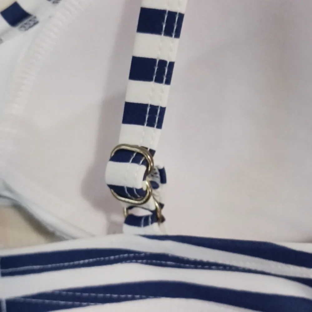 Vineyard Vines for Target ruffled bikini top - XS - navy blue/white